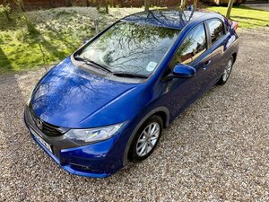 Honda 1.8 Civic I-Vtec ES Hatchback