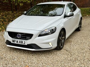 Volvo V40 1.6 R-design D2 Hatchback