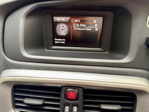 Volvo V40 1.6 R-design D2 Hatchback