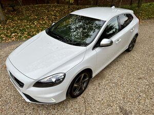 Volvo V40 1.6 R-design D2 Hatchback