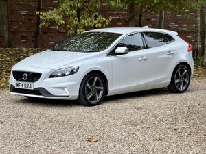 Volvo V40 1.6 R-design D2 Hatchback