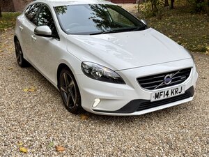 Volvo V40 1.6 R-design D2 Hatchback