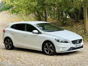 Volvo V40 1.6 R-design D2 Hatchback