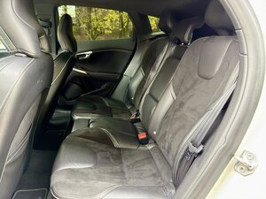 Volvo V40 1.6 R-design D2 Hatchback