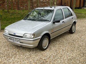 Ford Fiesta 1.6 Fiesta GHIA 5dr