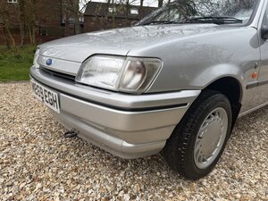 Ford Fiesta 1.6 Fiesta GHIA 5dr