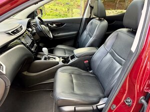 Nissan Qashqai 1.6 Xtronic Tekna DCI Automatic 5dr