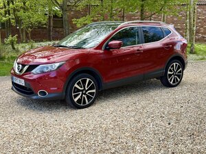 Nissan Qashqai 1.6 Xtronic Tekna DCI Automatic 5dr