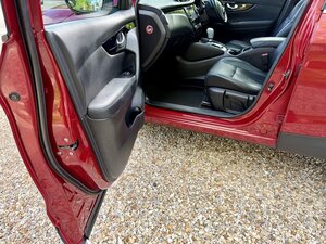 Nissan Qashqai 1.6 Xtronic Tekna DCI Automatic 5dr