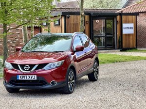 Nissan Qashqai 1.6 Xtronic Tekna DCI Automatic 5dr