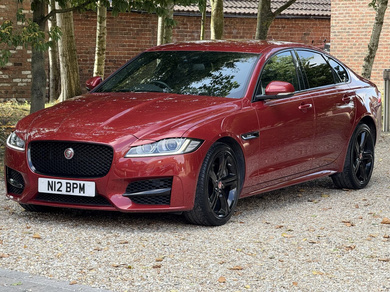 Jaguar XF 2.0 XF R-Sport D Auto 8 Speed