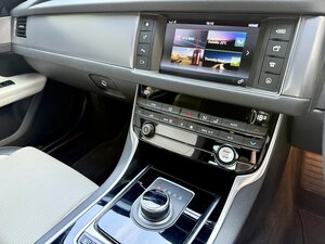 Jaguar XF 2.0 XF R-Sport D Auto 8 Speed