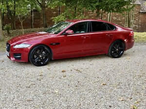 Jaguar XF 2.0 XF R-Sport D Auto 8 Speed
