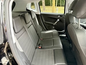 Peugeot 2008 1.6 2008 Allure Blue Hdi  5dr