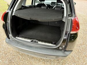 Peugeot 2008 1.6 2008 Allure Blue Hdi  5dr