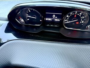 Peugeot 2008 1.6 2008 Allure Blue Hdi  5dr
