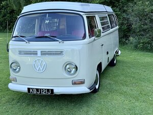 Volkswagen T2 Campervan LHD Pop Up Roof