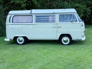 Volkswagen T2 Campervan LHD Pop Up Roof