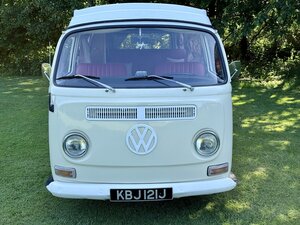 Volkswagen T2 Campervan LHD Pop Up Roof