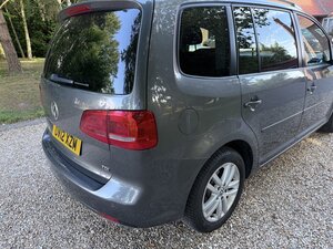 Volkswagen Touran 1.6 Touran Se Tdi Semi-auto 5dr