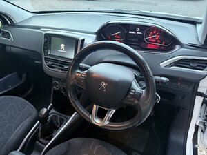 Peugeot 2008 1.2 2008 Active 5dr