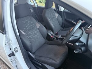 Peugeot 2008 1.2 2008 Active 5dr