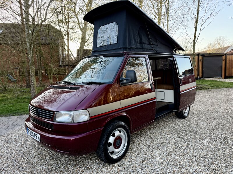 Volkswagen T4 Campervan 2.4D PopTop