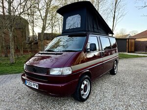 Volkswagen T4 Campervan 2.4D PopTop