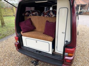 Volkswagen T4 Campervan 2.4D PopTop