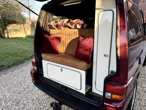 Volkswagen T4 Campervan 2.4D PopTop