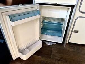 Volkswagen T4 Campervan 2.4D PopTop