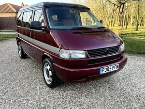 Volkswagen T4 Campervan 2.4D PopTop
