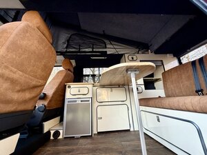Volkswagen T4 Campervan 2.4D PopTop