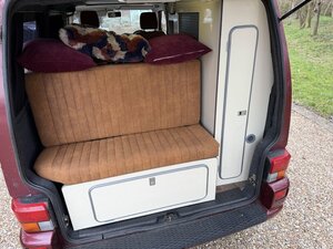 Volkswagen T4 Campervan 2.4D PopTop