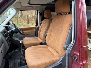 Volkswagen T4 Campervan 2.4D PopTop