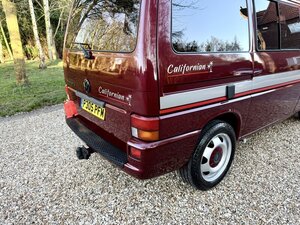 Volkswagen T4 Campervan 2.4D PopTop