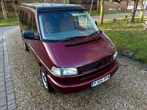 Volkswagen Caravelle 2.4 Caravelle SWB