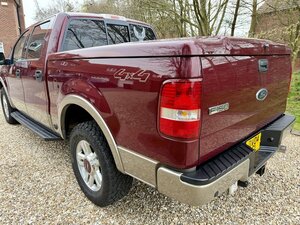 Ford F150 Lariat 5.4 V8 PICK UP