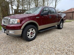 Ford F150 Lariat 5.4 V8 PICK UP