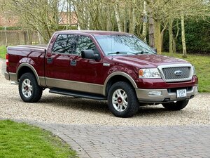 Ford F150 Lariat 5.4 V8 PICK UP