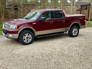 Ford F150 Lariat 5.4 V8 PICK UP