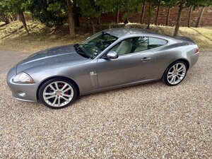 Jaguar XK 4.2 V8 COUPE AUTO 3dr