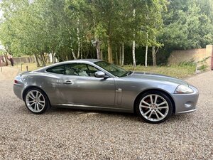 Jaguar XK 4.2 V8 COUPE AUTO 3dr