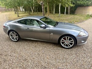 Jaguar XK 4.2 V8 COUPE AUTO 3dr