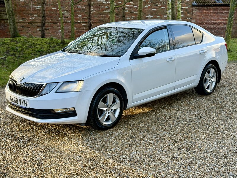 Skoda Octavia 1.0 Octavia SE TSI Semi-auto 5dr