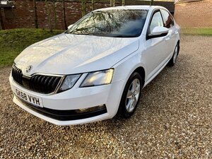 Skoda Octavia 1.0 Octavia SE TSI Semi-auto 5dr