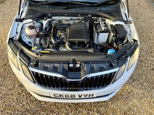 Skoda Octavia 1.0 Octavia SE TSI Semi-auto 5dr