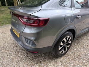 Renault Arkana 1.6 Arkana Iconic E-tech Hev Auto 5dr
