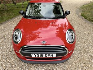 Mini 5 Dr Hatch 1.5 ONE Steptronic AUTO