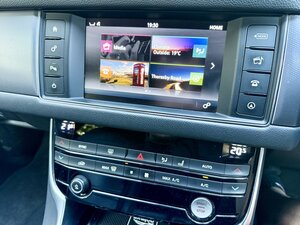 Jaguar XF 2.0 XF-R-Sport D AUTO (Cost OVER £37k NEW)